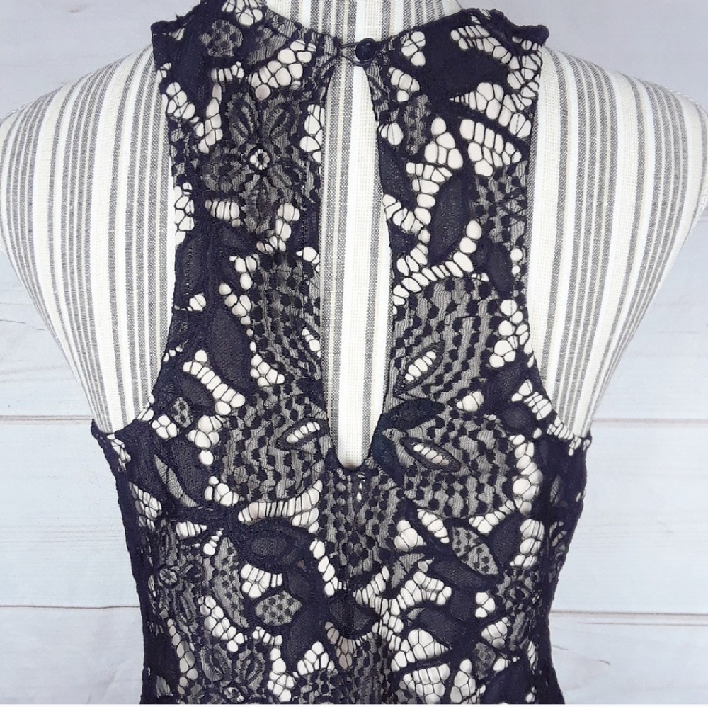 Express Black Lace Dress - Picture 5 of 7